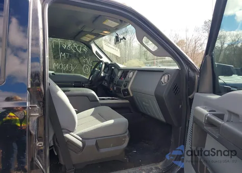 2016 Ford F-250 Xlt z USA, uszkodzony, nr VIN 1FT7W2BT8GED38677